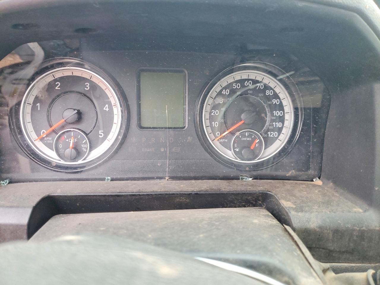 2018 RAM 3500 ST photo 25