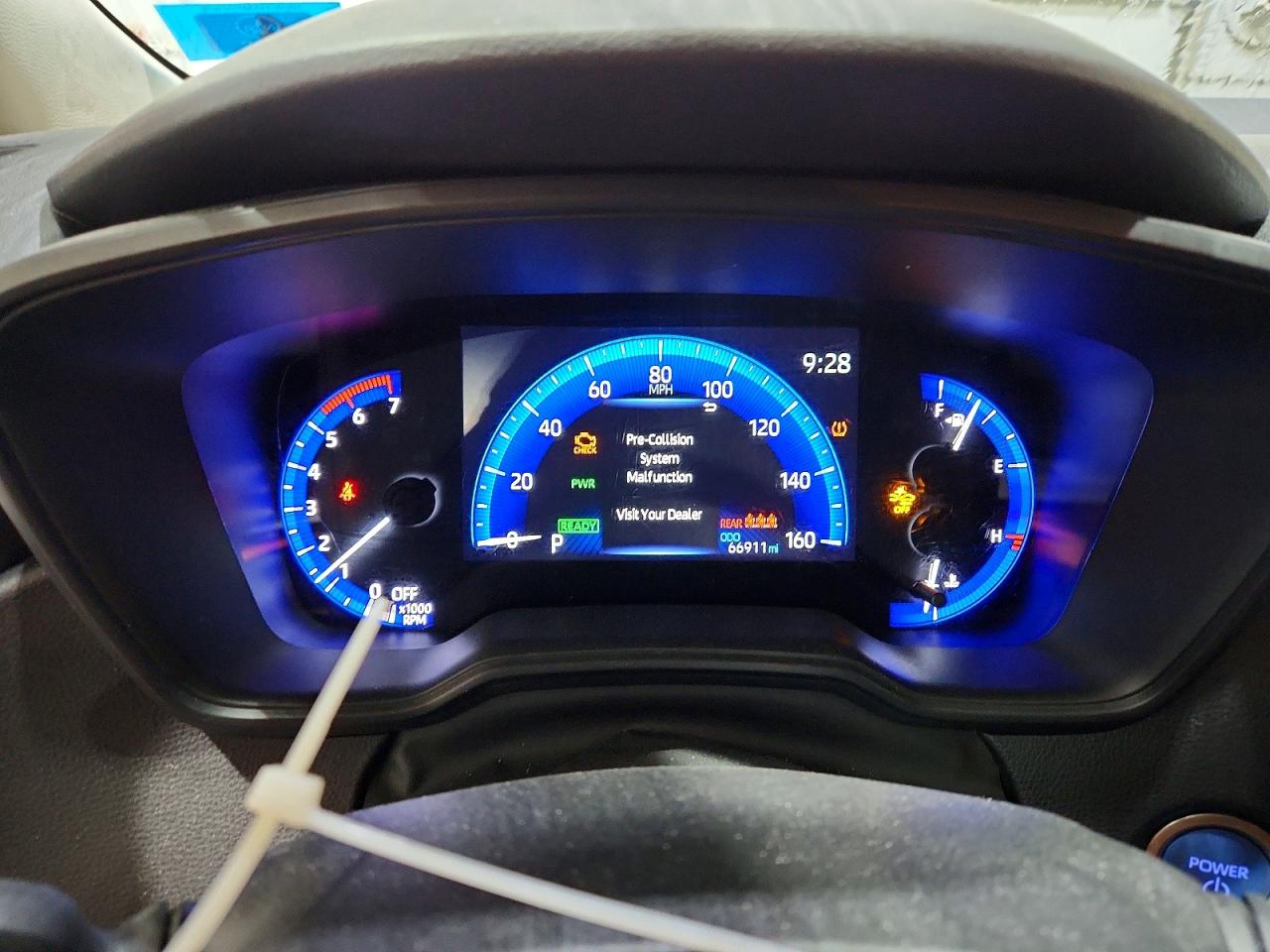 2020 TOYOTA COROLLA LE photo 25