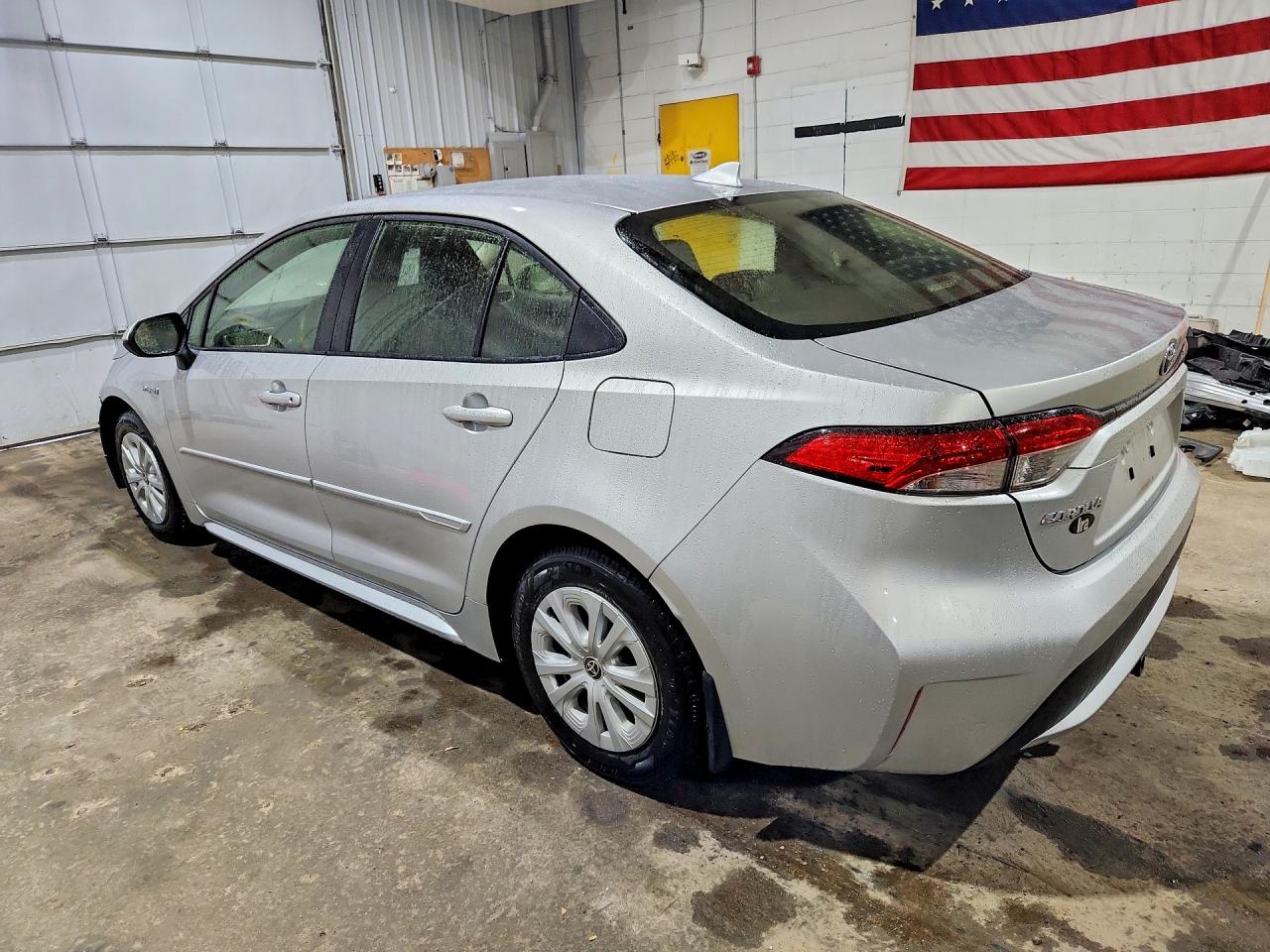 2020 TOYOTA COROLLA LE photo 4