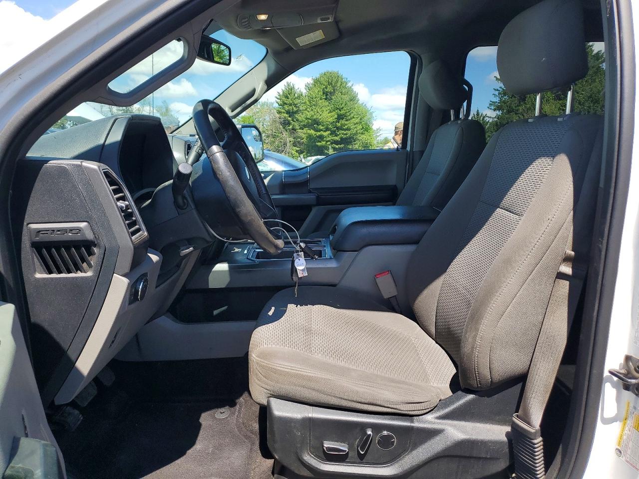 2017 FORD F150 SUPERCREW photo 13