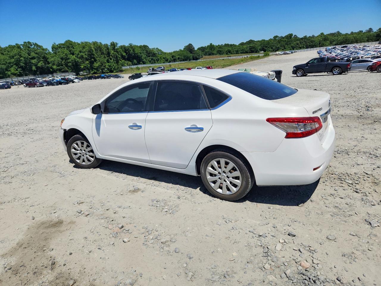 2014 NISSAN SENTRA S photo 4