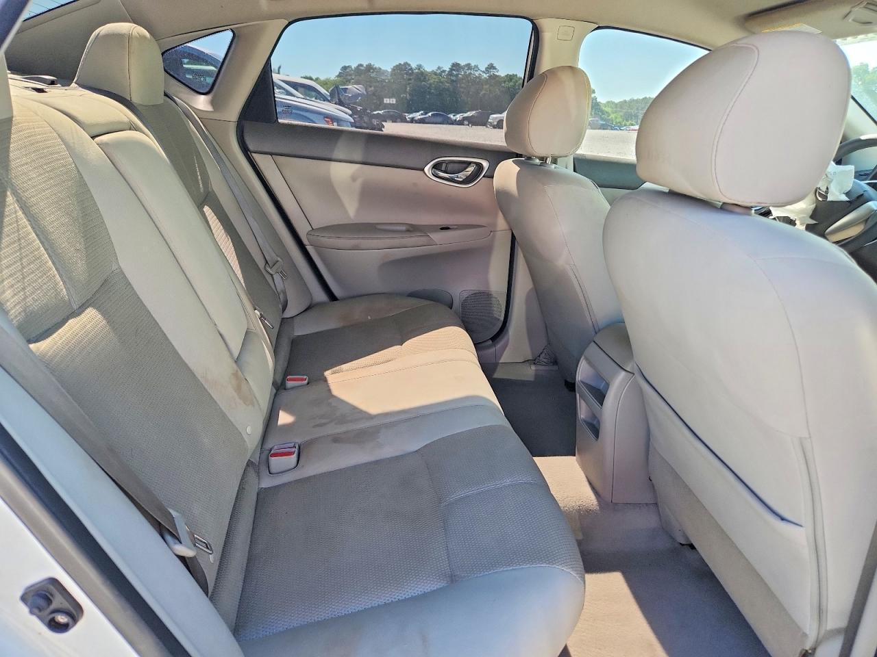 2014 NISSAN SENTRA S photo 28