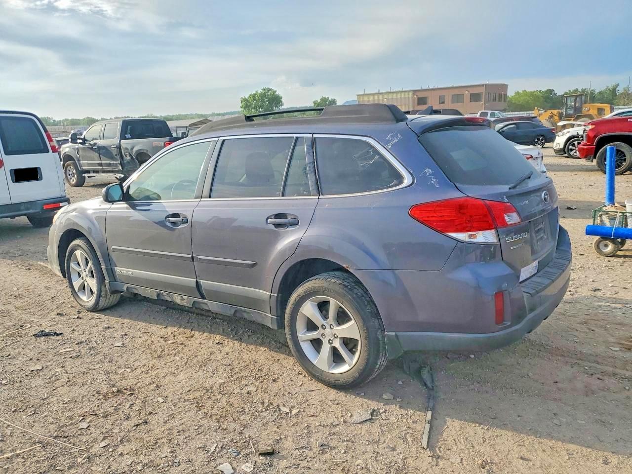 2014 SUBARU OUTBACK 2.5I LIMITED photo 4