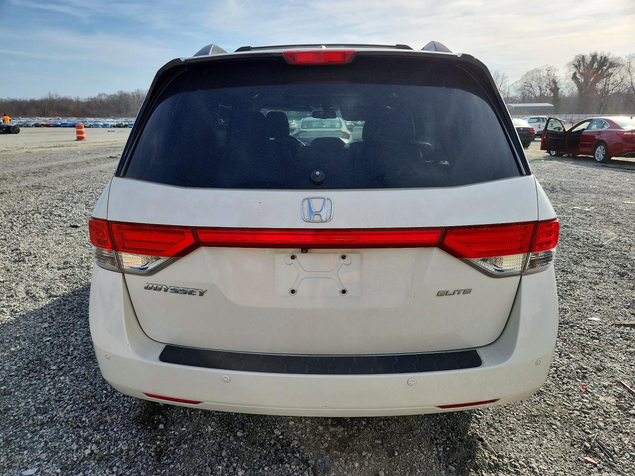 2014 HONDA ODYSSEY TOURING photo 16