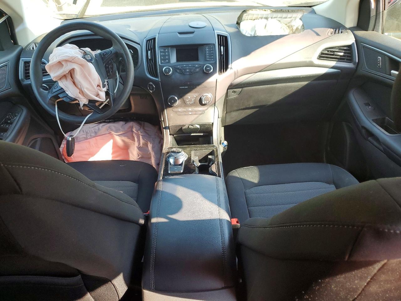 2019 FORD EDGE SE photo 8