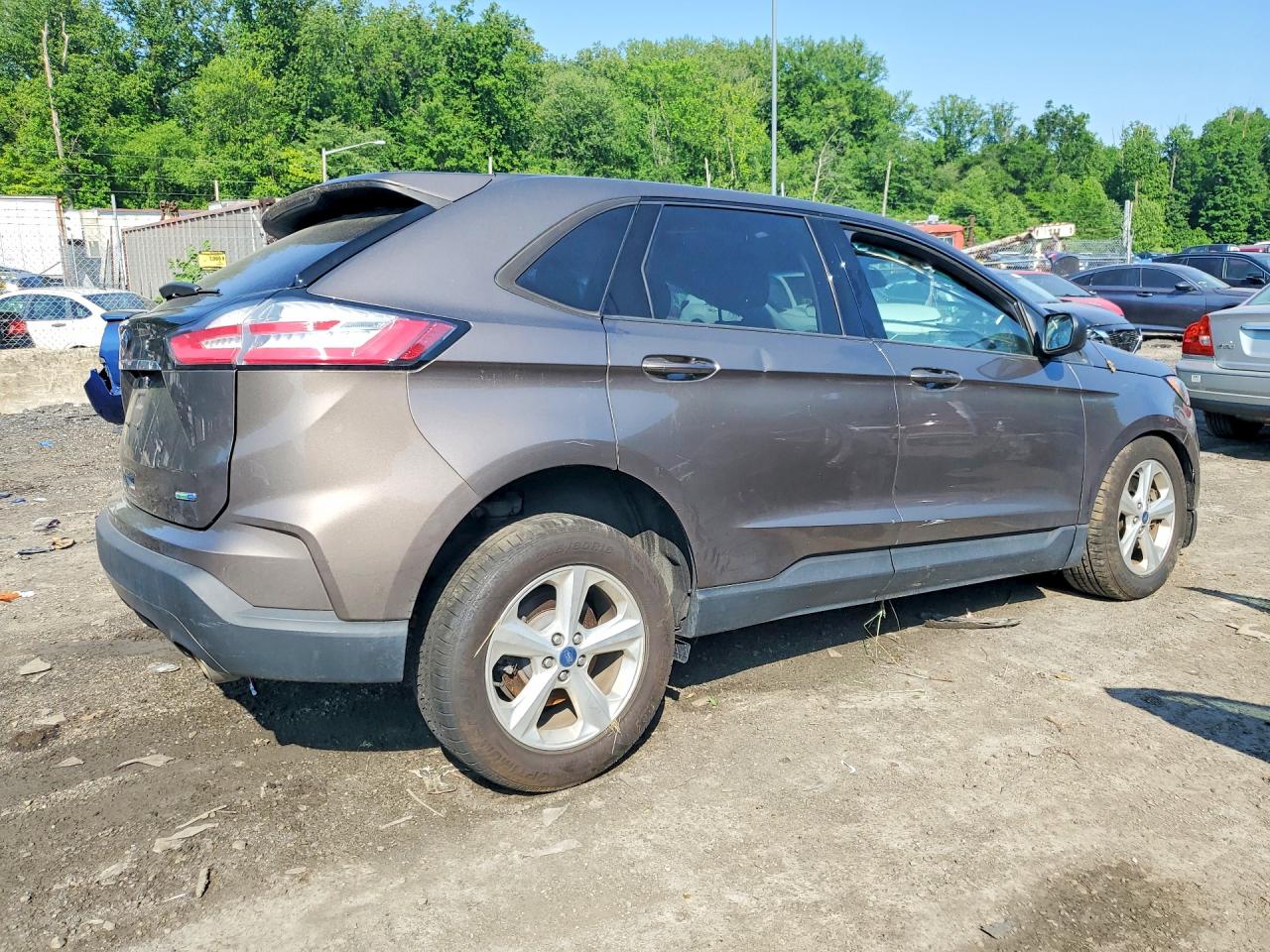 2019 FORD EDGE SE photo 3