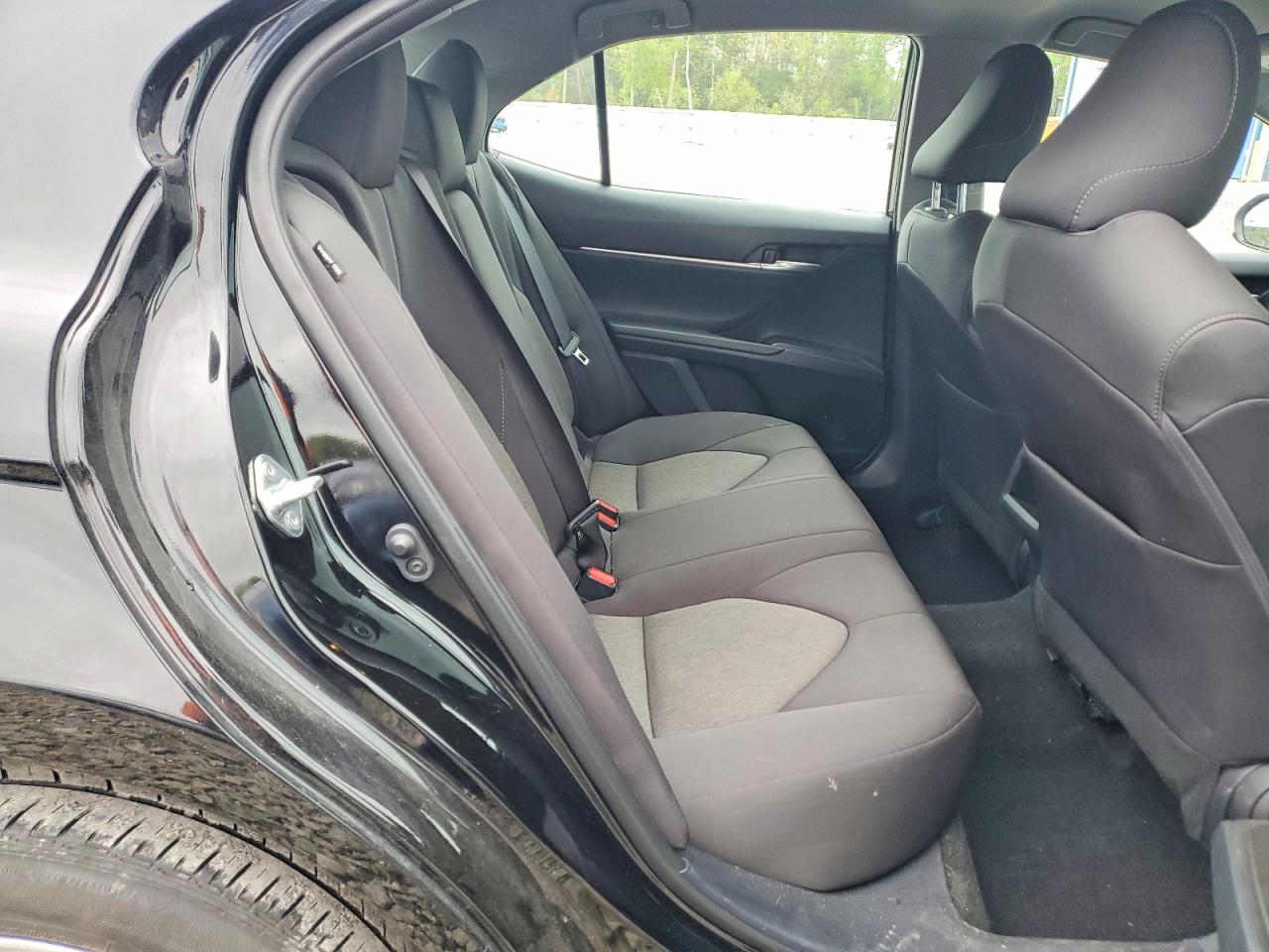2023 TOYOTA CAMRY LE photo 19