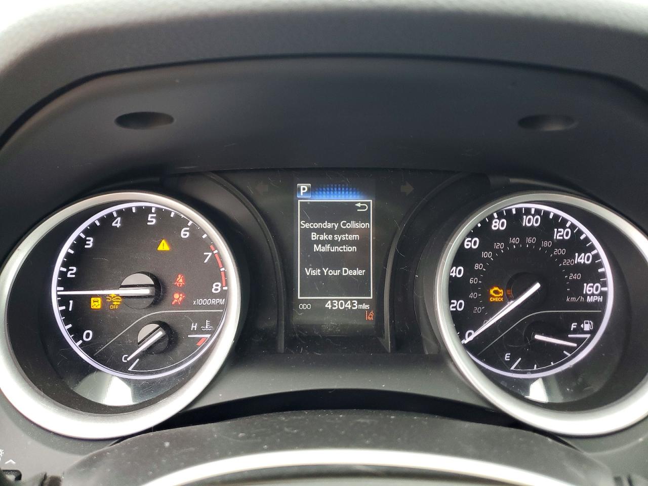 2023 TOYOTA CAMRY LE photo 17