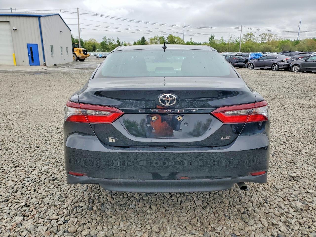 2023 TOYOTA CAMRY LE photo 11