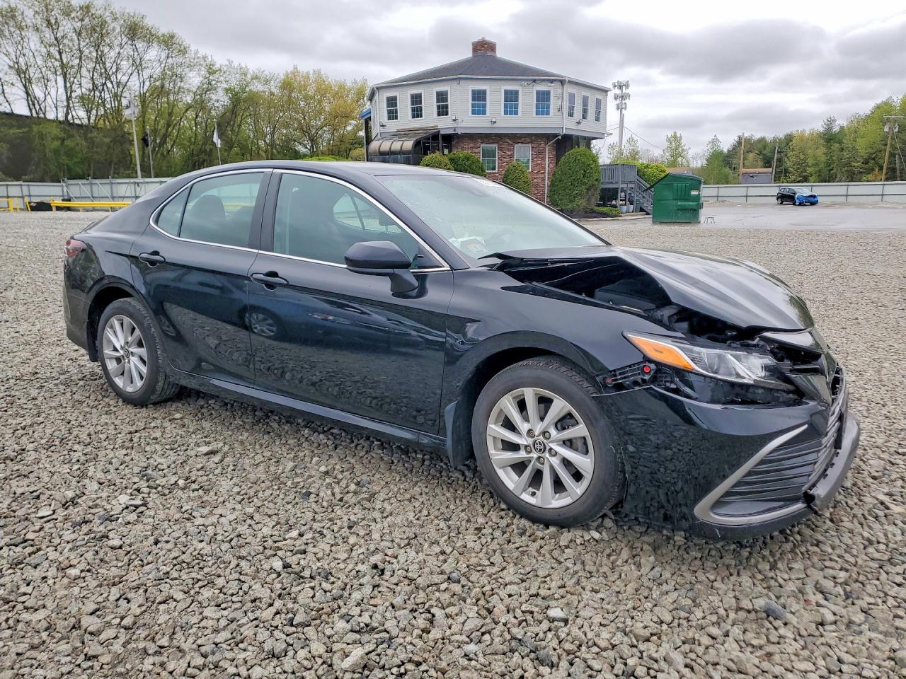 2023 TOYOTA CAMRY LE photo 7