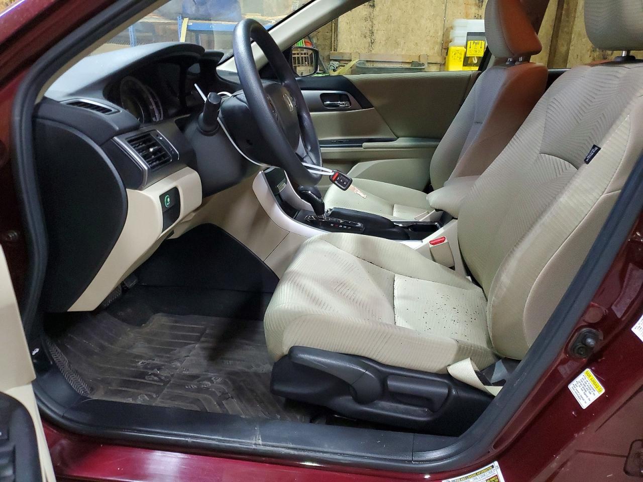 2015 HONDA ACCORD LX photo 13