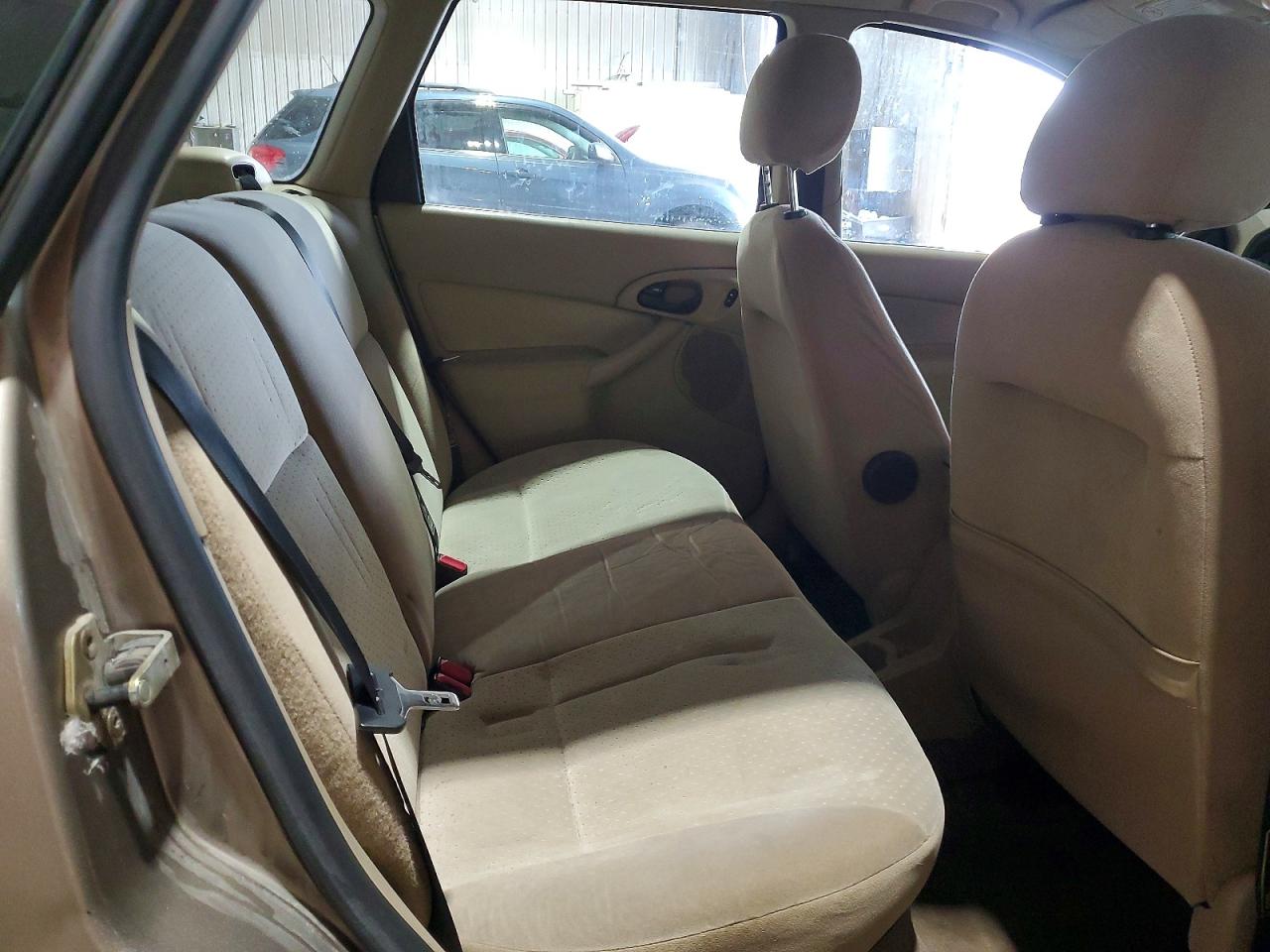 2003 FORD FOCUS SE photo 28