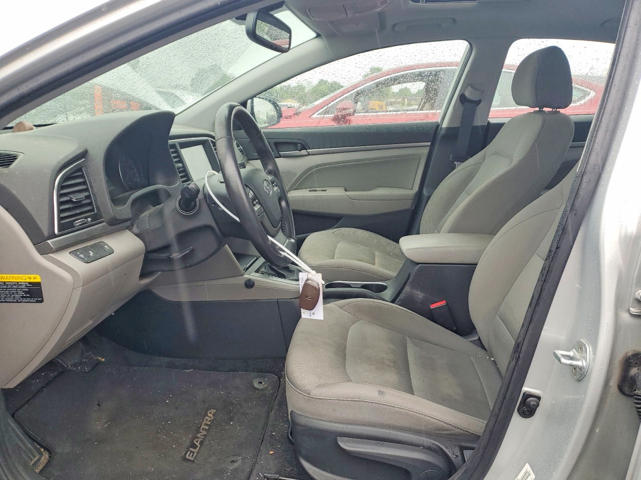 2018 HYUNDAI ELANTRA VALUE EDITION photo 19