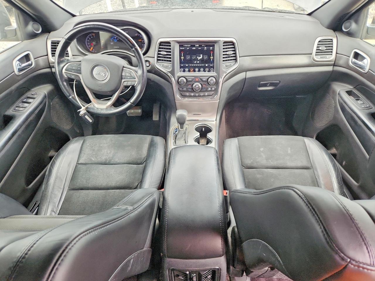 2018 JEEP GRAND CHEROKEE LAREDO photo 8