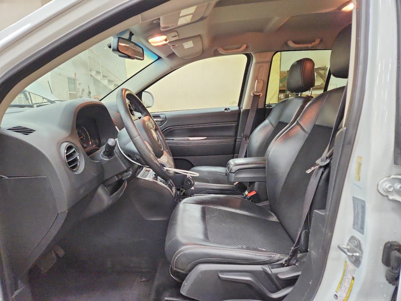 2017 JEEP COMPASS LATITUDE photo 13