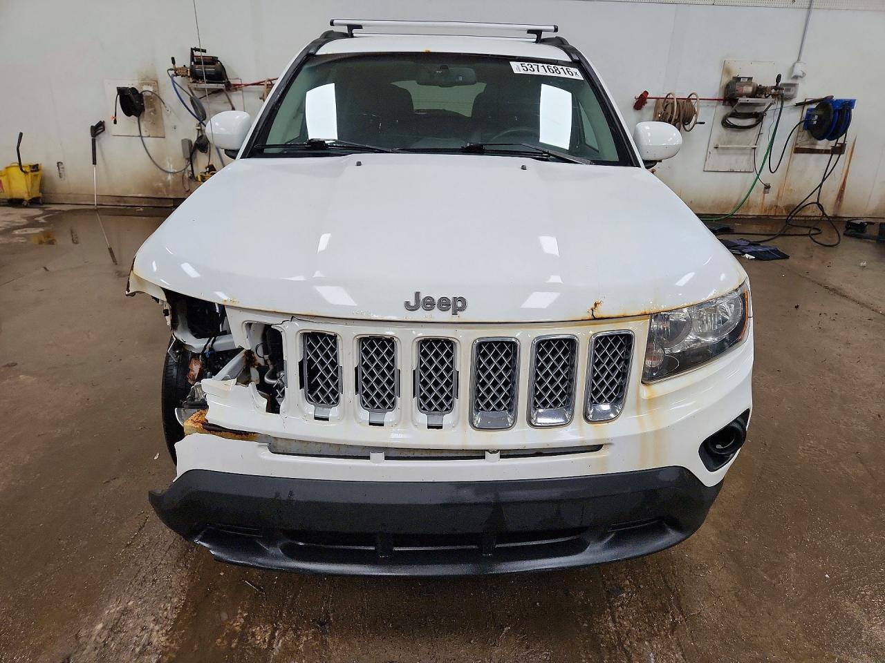 2017 JEEP COMPASS LATITUDE photo 9