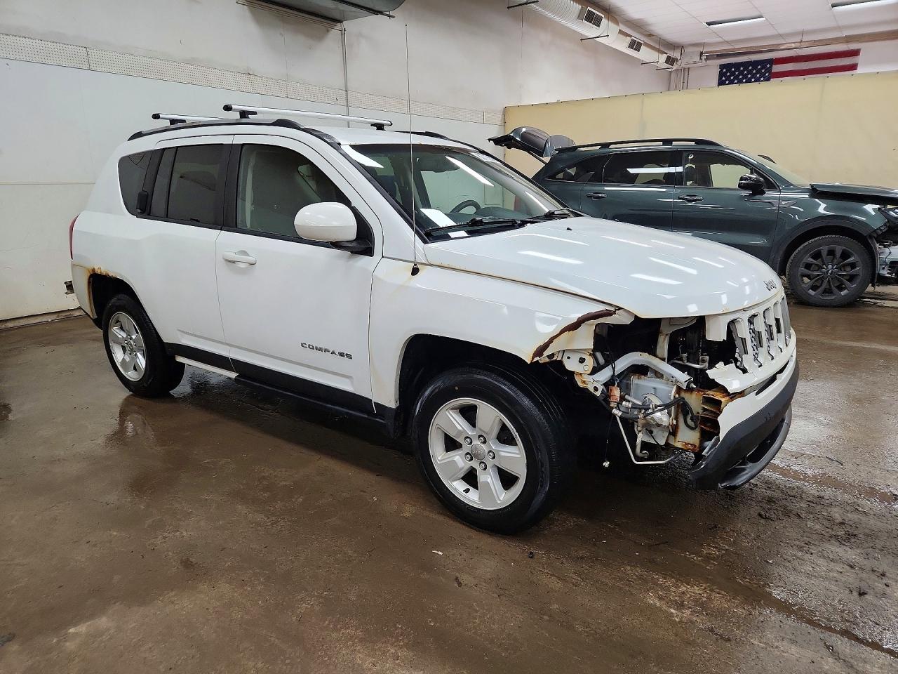 2017 JEEP COMPASS LATITUDE photo 7