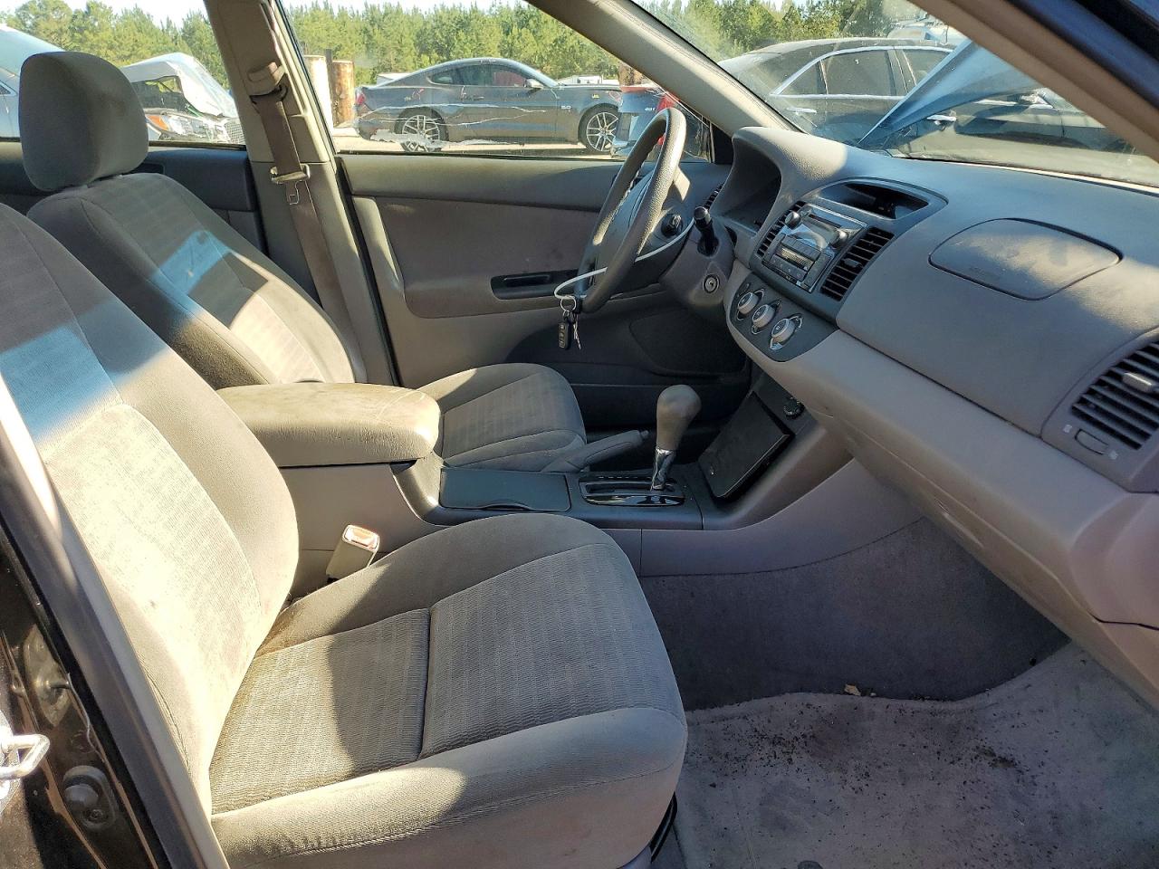 2005 TOYOTA CAMRY LE photo 19