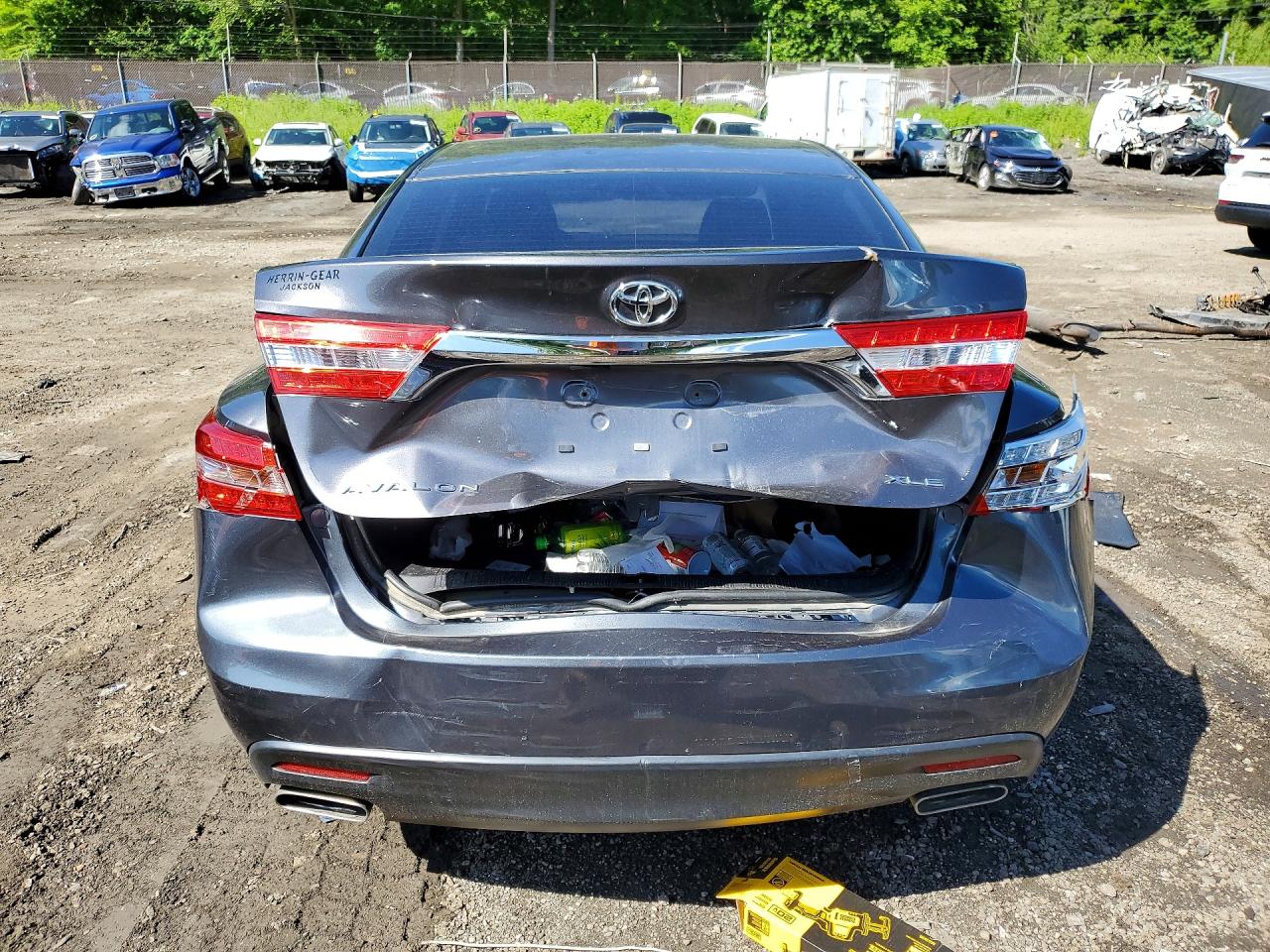 2013 TOYOTA AVALON XLE photo 16
