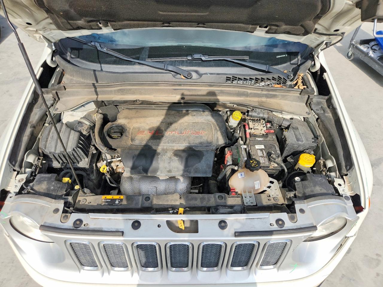 2017 JEEP RENEGADE LIMITED photo 23