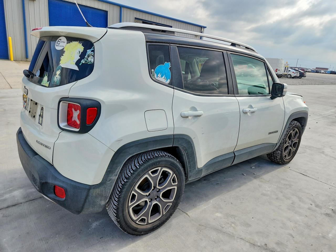 2017 JEEP RENEGADE LIMITED photo 5