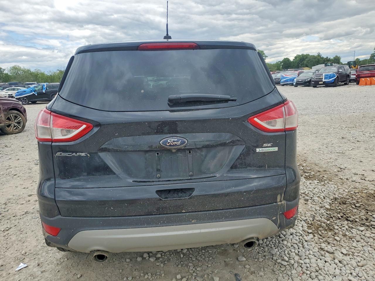 2016 FORD ESCAPE SE photo 21