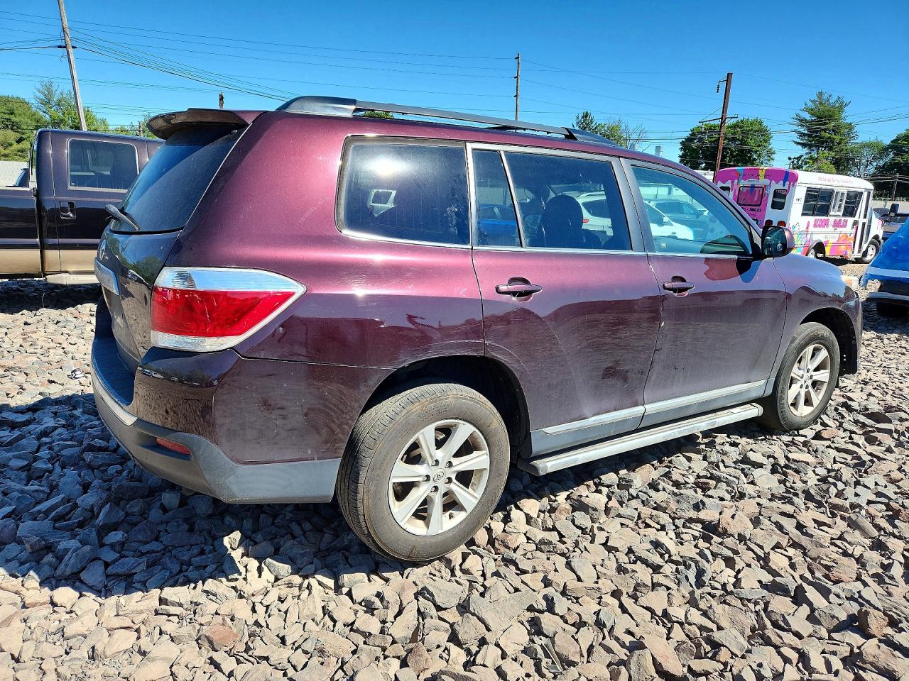 2012 TOYOTA HIGHLANDER SE photo 5