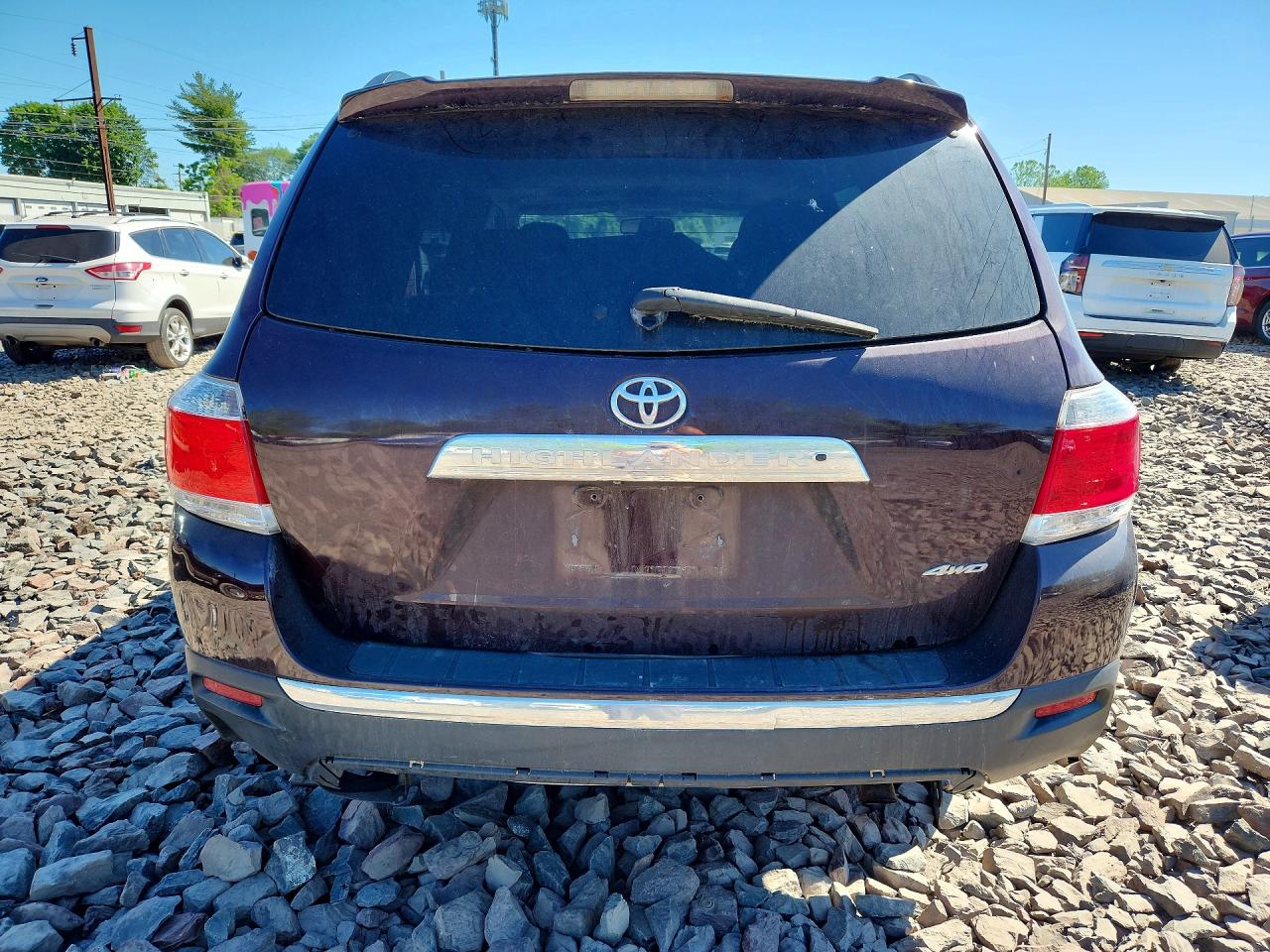 2012 TOYOTA HIGHLANDER SE photo 11
