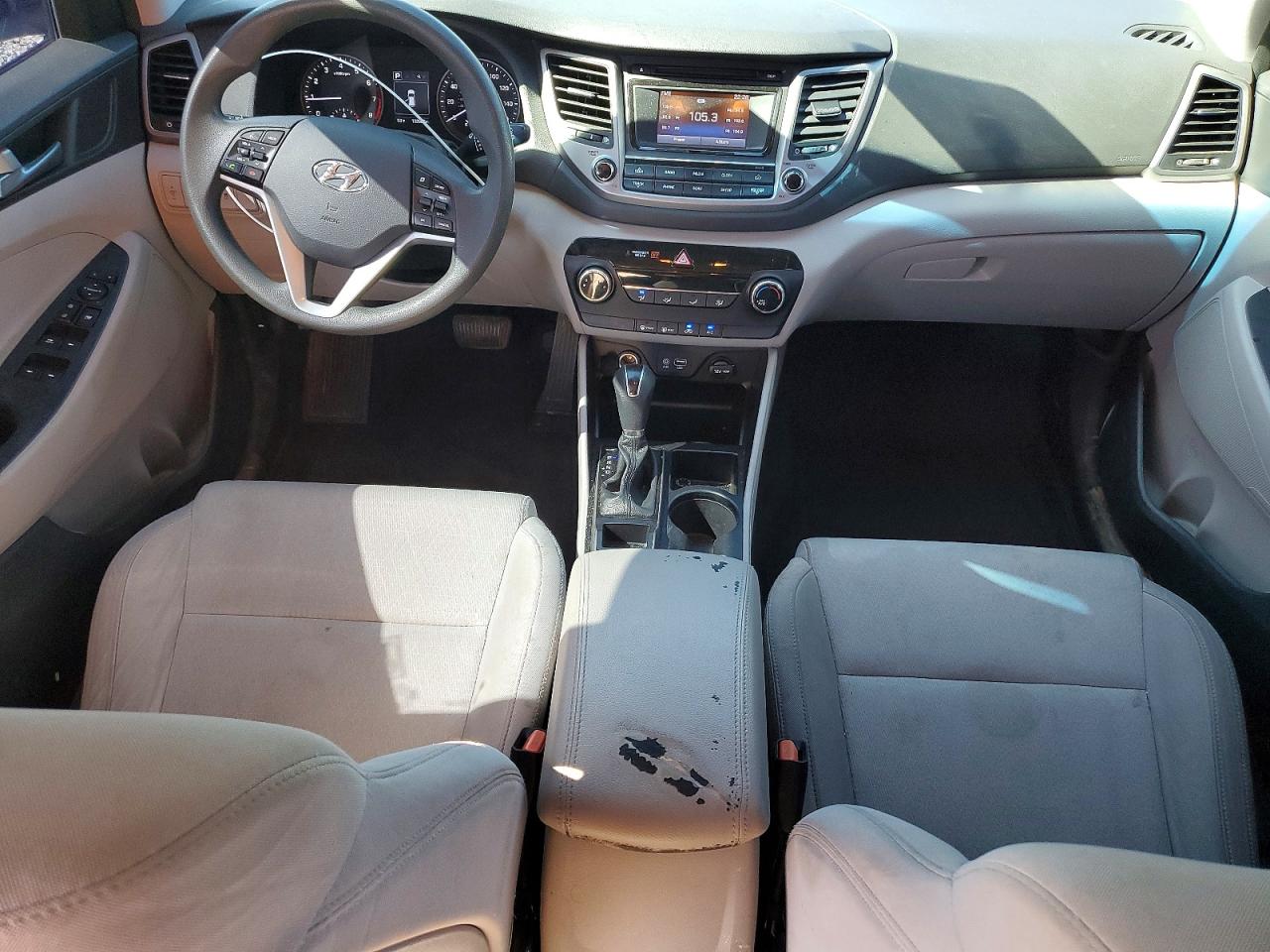 2017 HYUNDAI TUCSON SE photo 22