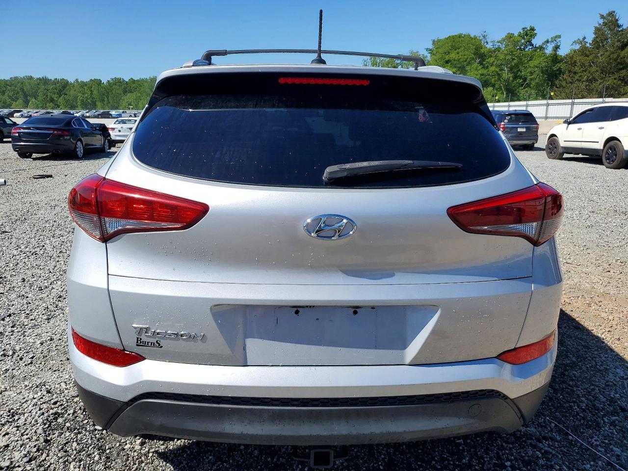 2017 HYUNDAI TUCSON SE photo 16