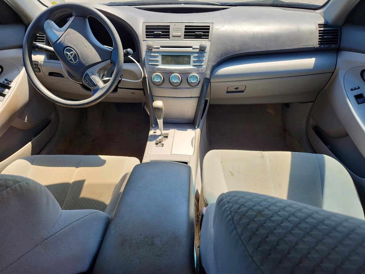 2009 TOYOTA CAMRY LE photo 22