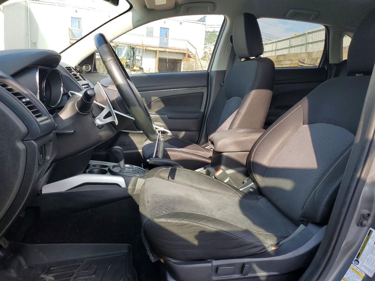 2014 MITSUBISHI OUTLANDER SPORT SE photo 13