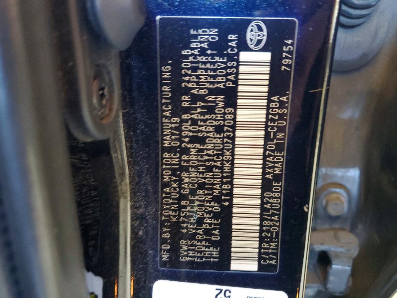 2019 TOYOTA CAMRY XLE photo 37