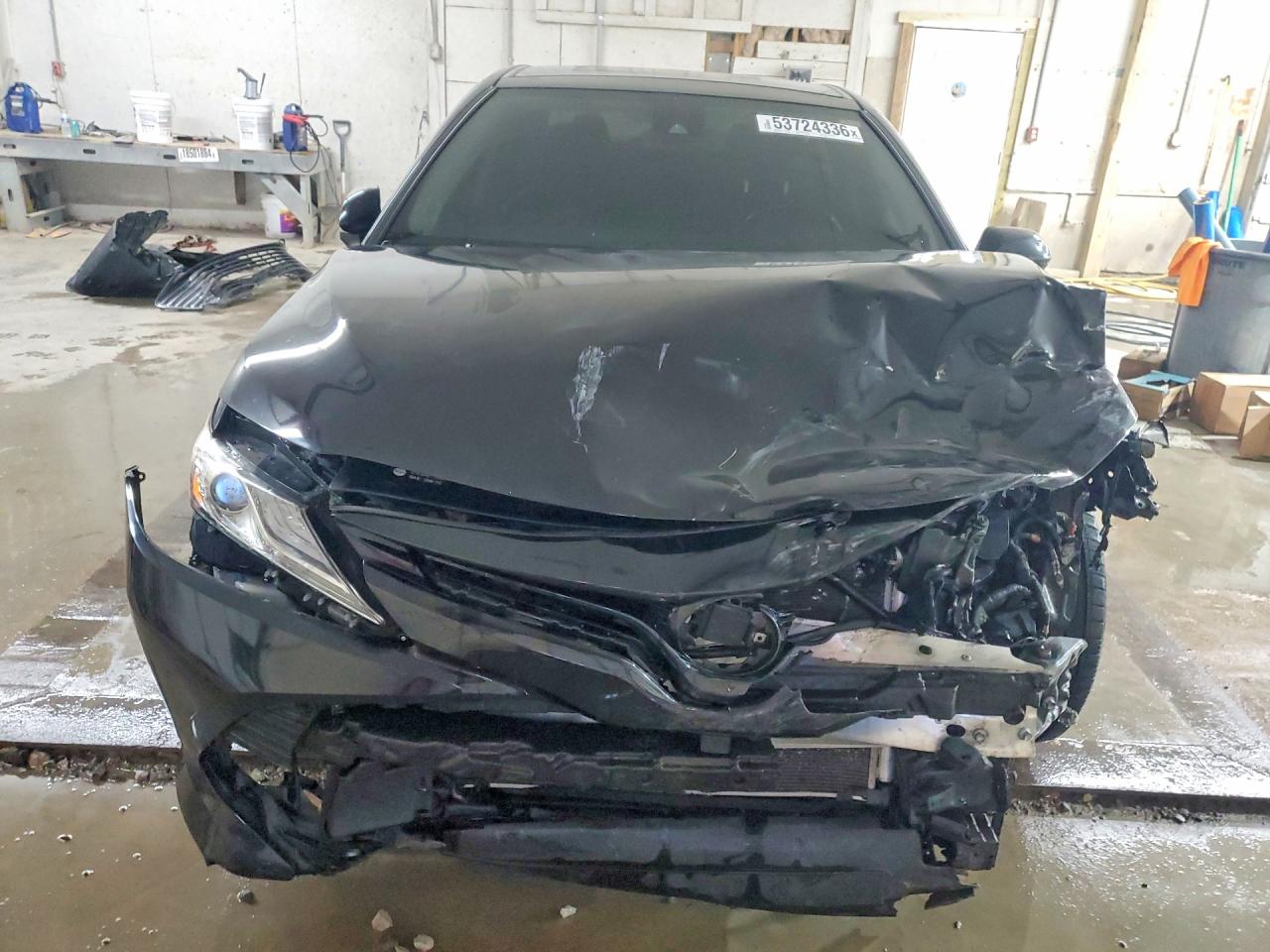 2019 TOYOTA CAMRY XLE photo 13