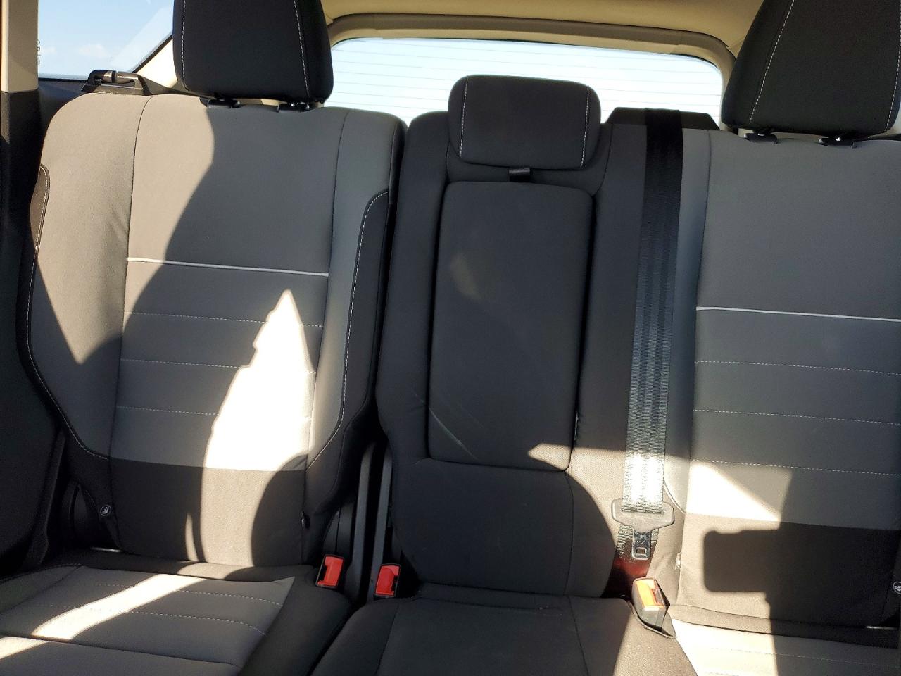 2015 FORD ESCAPE SE photo 10