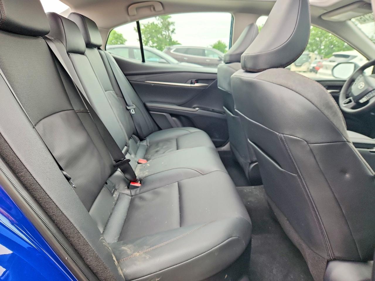 2026 TOYOTA CAMRY XLE photo 27