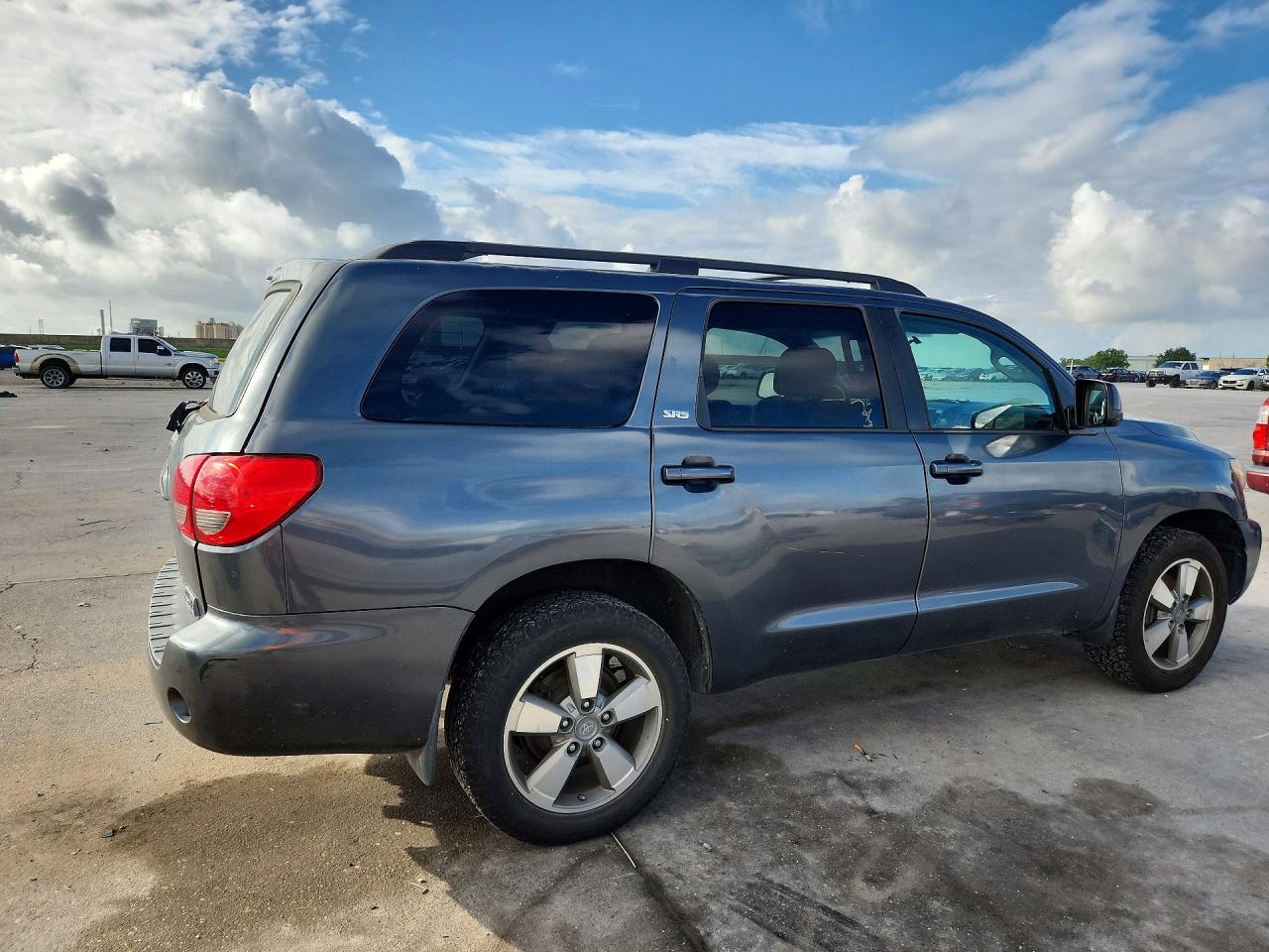 2008 TOYOTA SEQUOIA SR5 photo 5