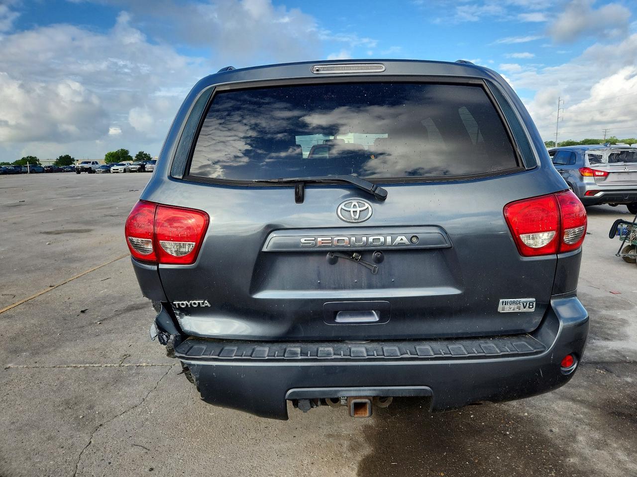 2008 TOYOTA SEQUOIA SR5 photo 11
