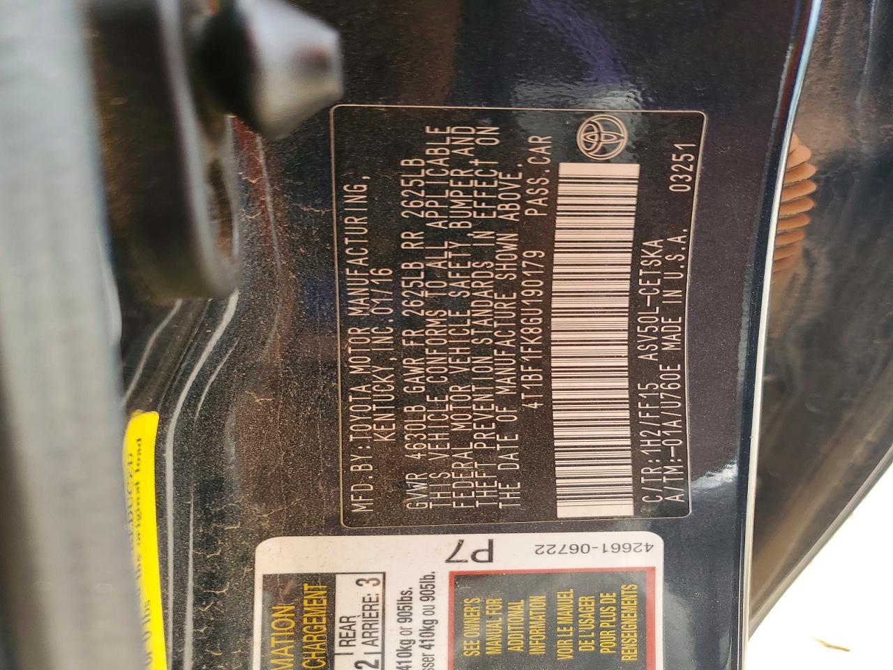 2016 TOYOTA CAMRY SE photo 23