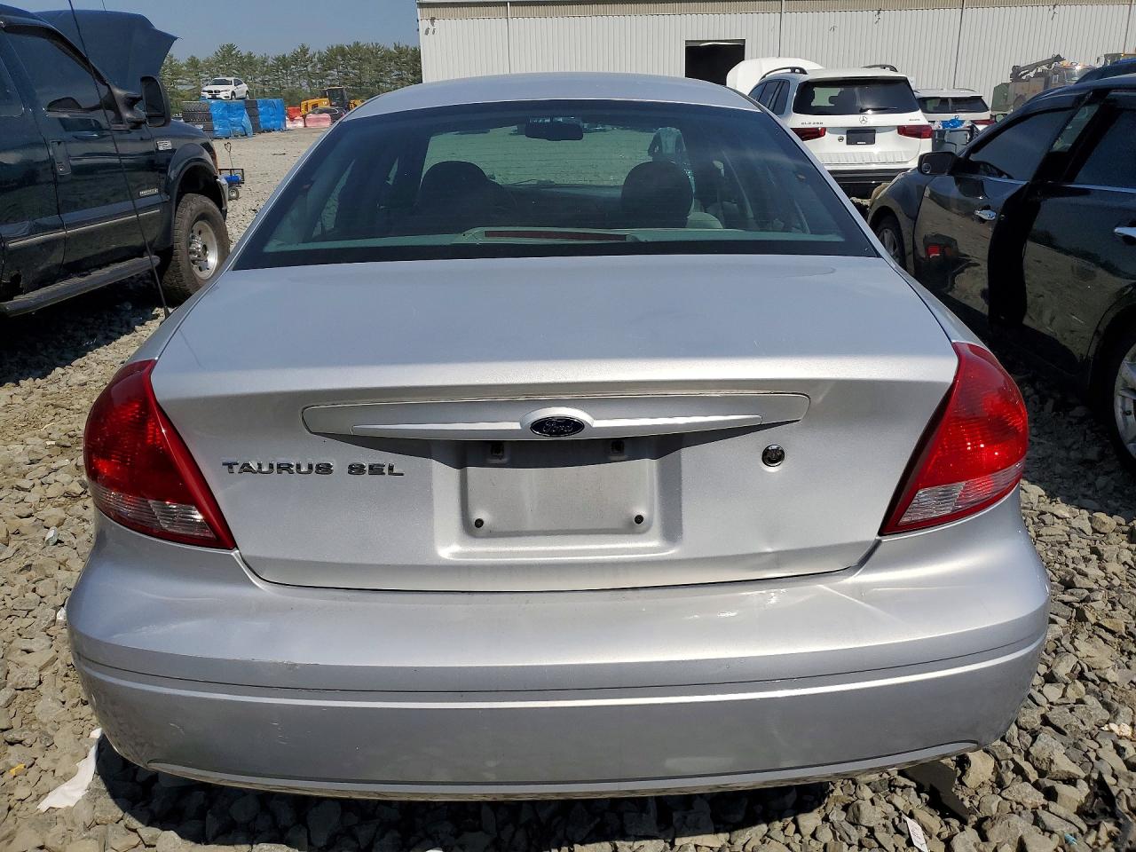 2006 FORD TAURUS SEL photo 11