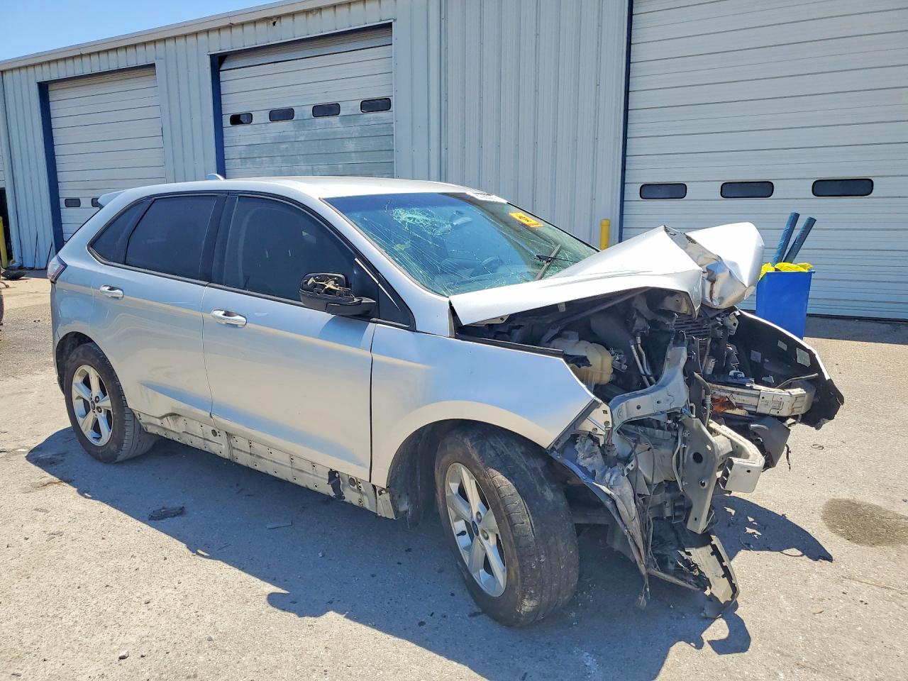 2015 FORD EDGE SE photo 4