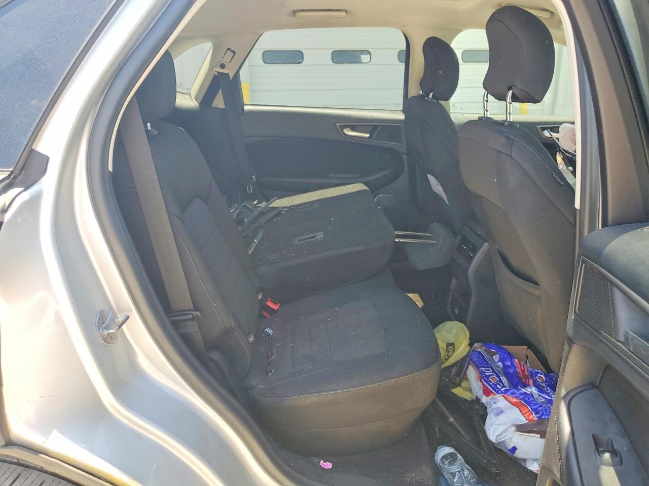 2015 FORD EDGE SE photo 11