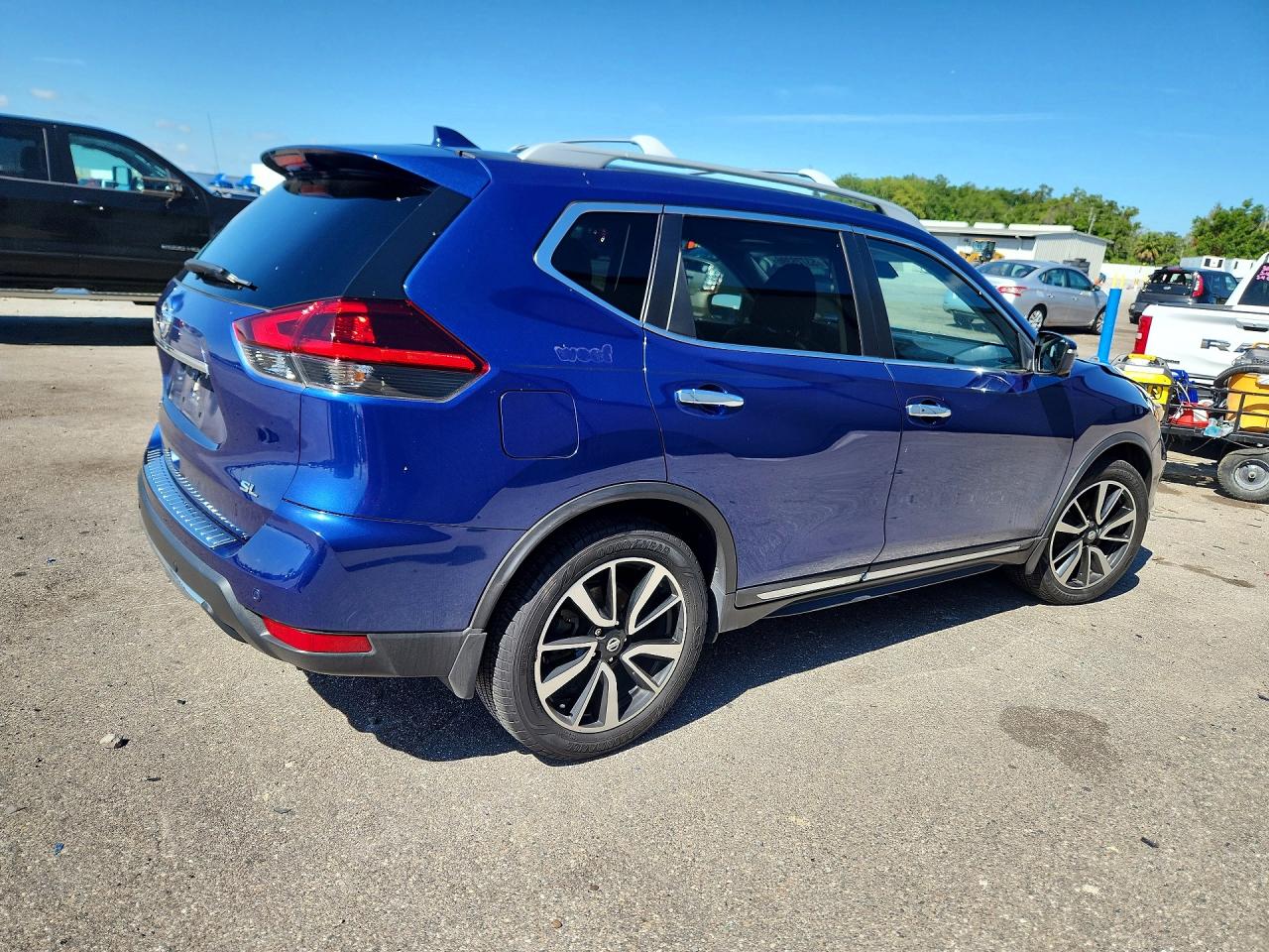 2019 NISSAN ROGUE SL photo 5