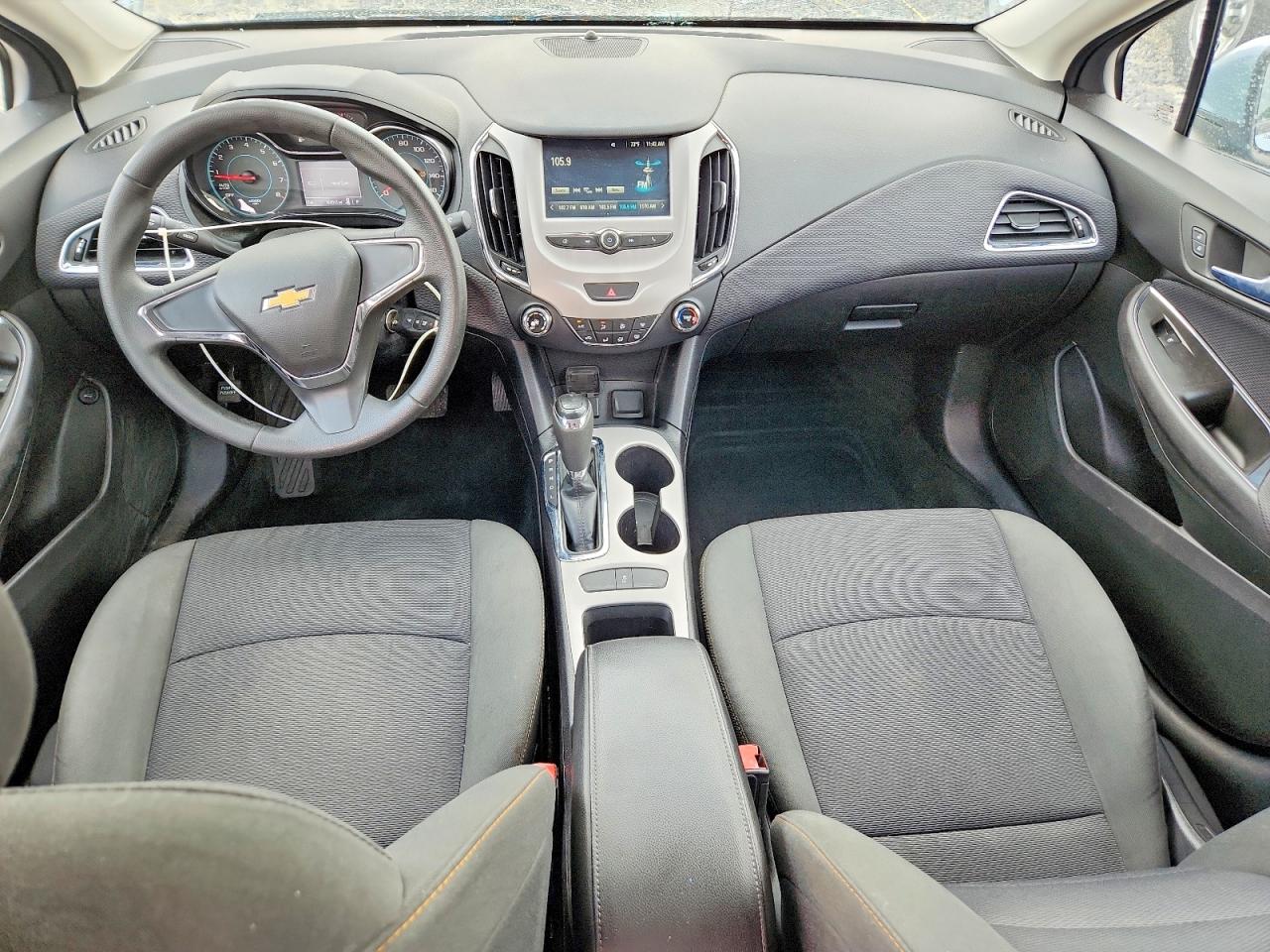 2017 CHEVROLET CRUZE LS photo 15