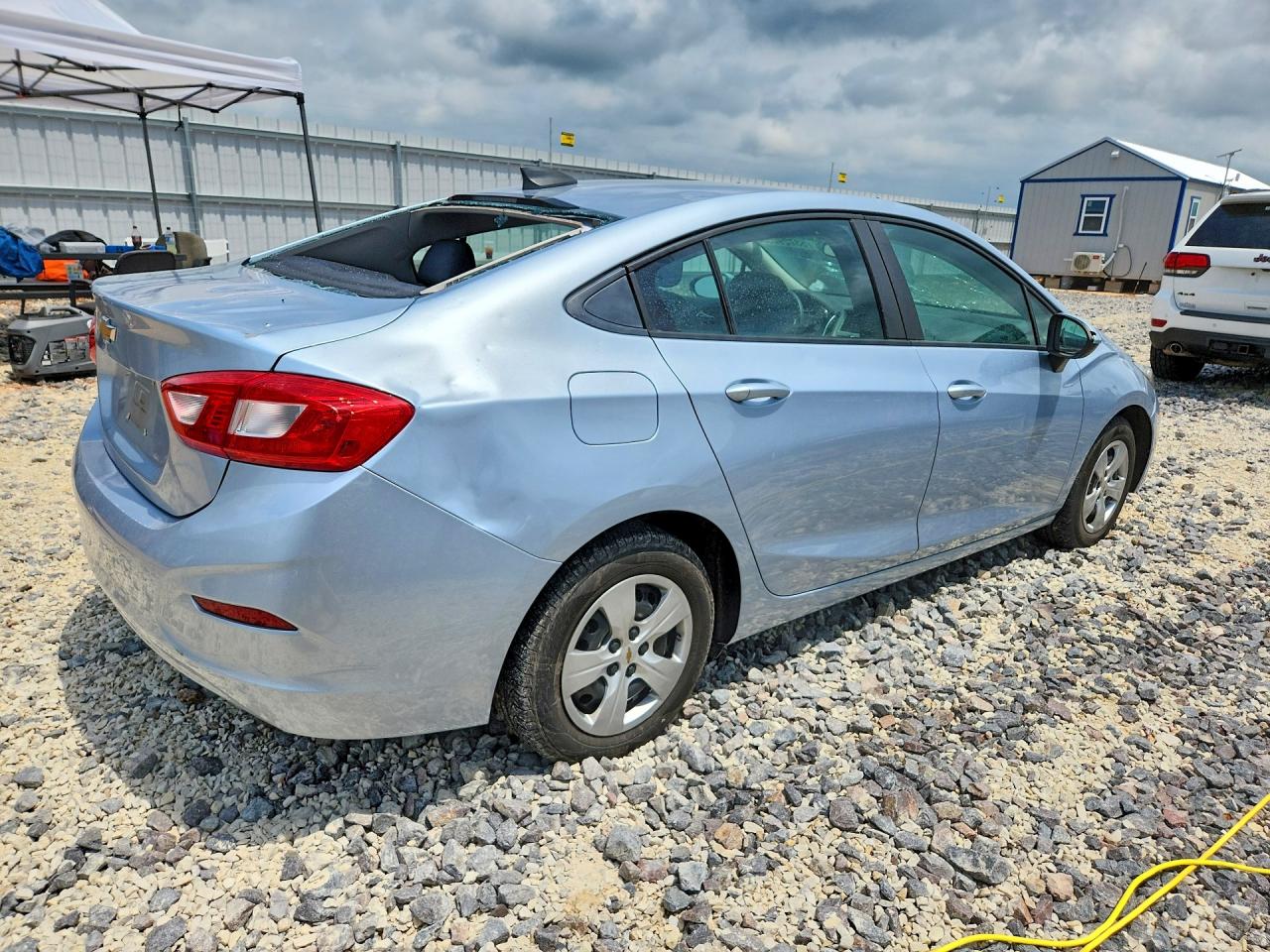 2017 CHEVROLET CRUZE LS photo 5