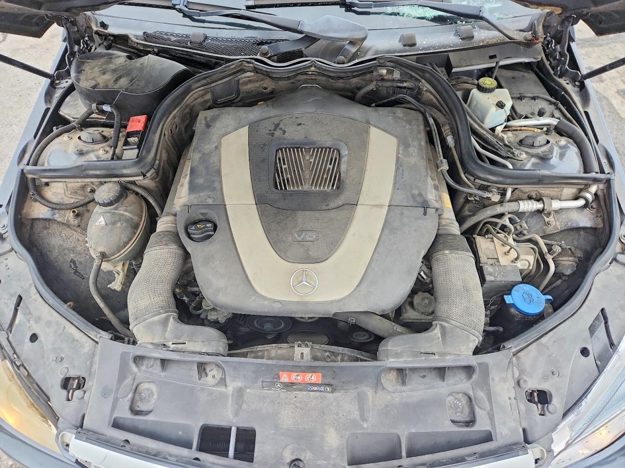 2010 MERCEDES-BENZ C 300 photo 31