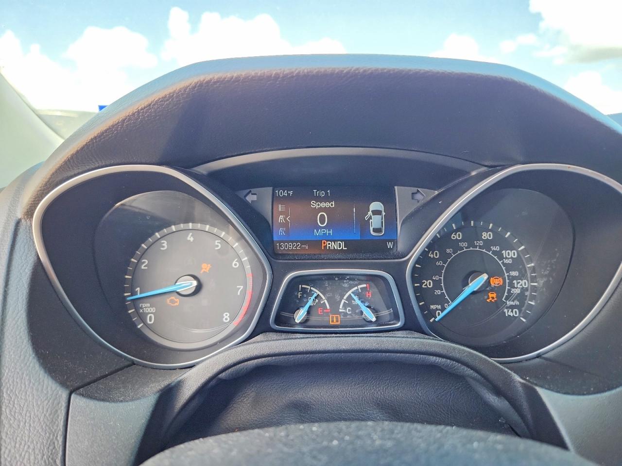 2017 FORD FOCUS SE photo 17