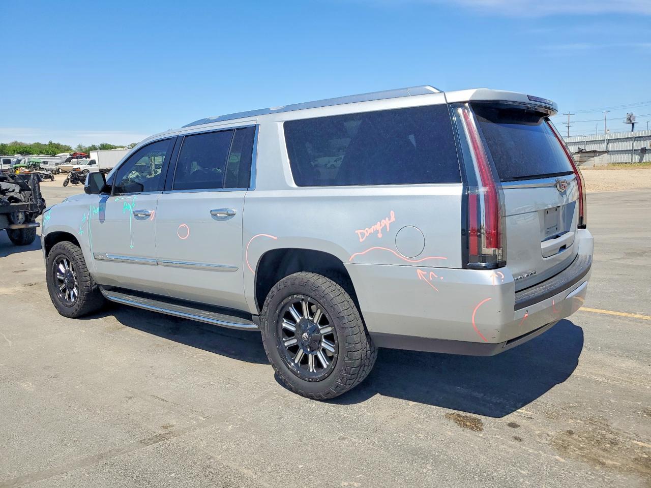 2016 CADILLAC ESCALADE ESV LUXURY photo 2