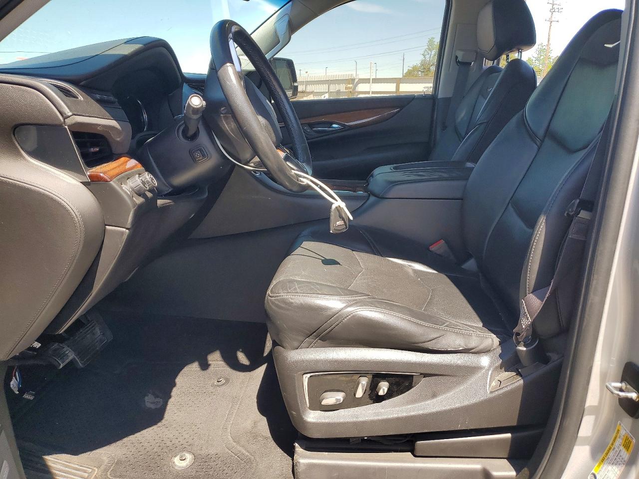 2016 CADILLAC ESCALADE ESV LUXURY photo 7