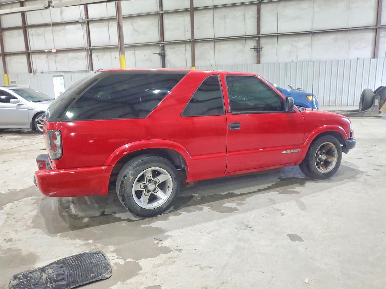 2002 CHEVROLET BLAZER photo 5